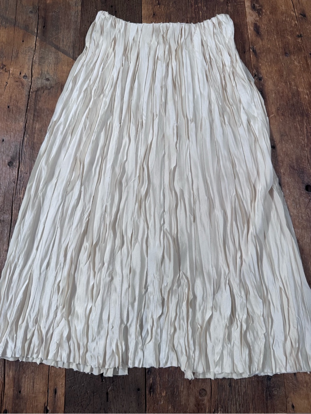 Vince Cream Crinkle Pleated Midi Skirt